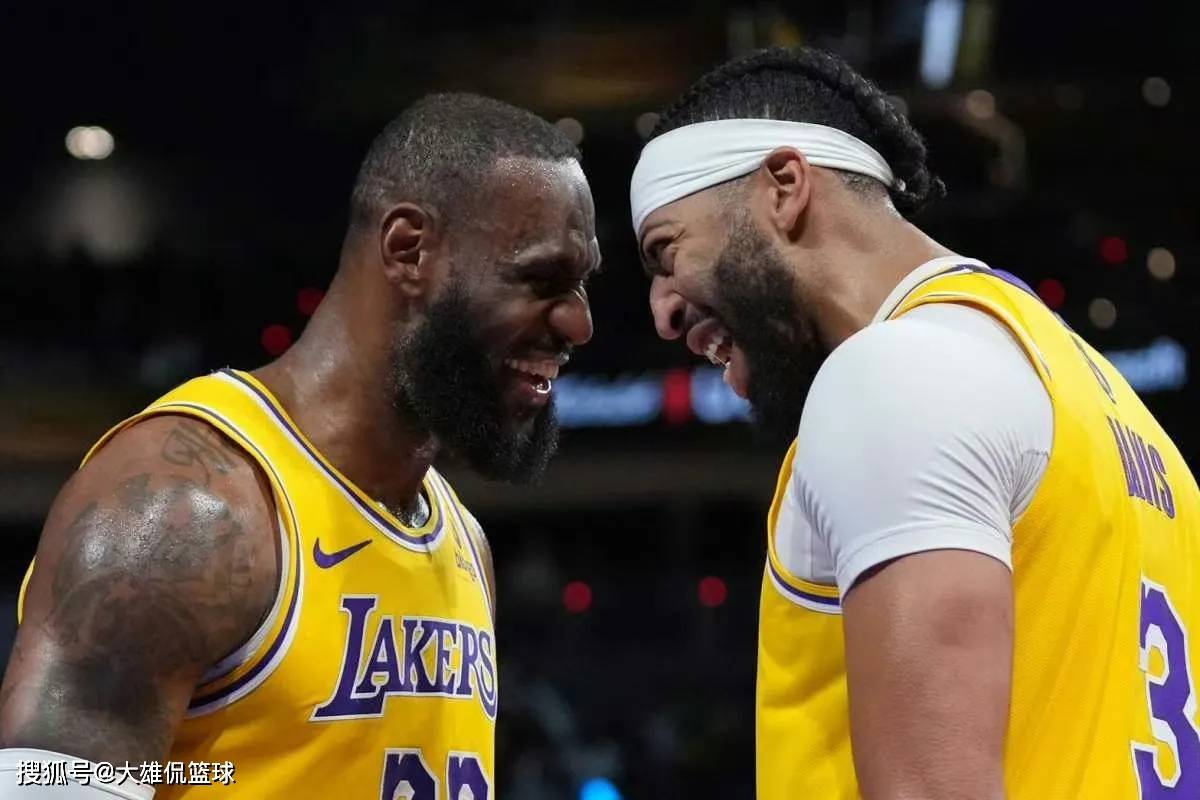 詹姆斯赛事官方发布问鼎冠军新规,TL争议不断!(詹姆斯回骑士交易细节)-半岛体育