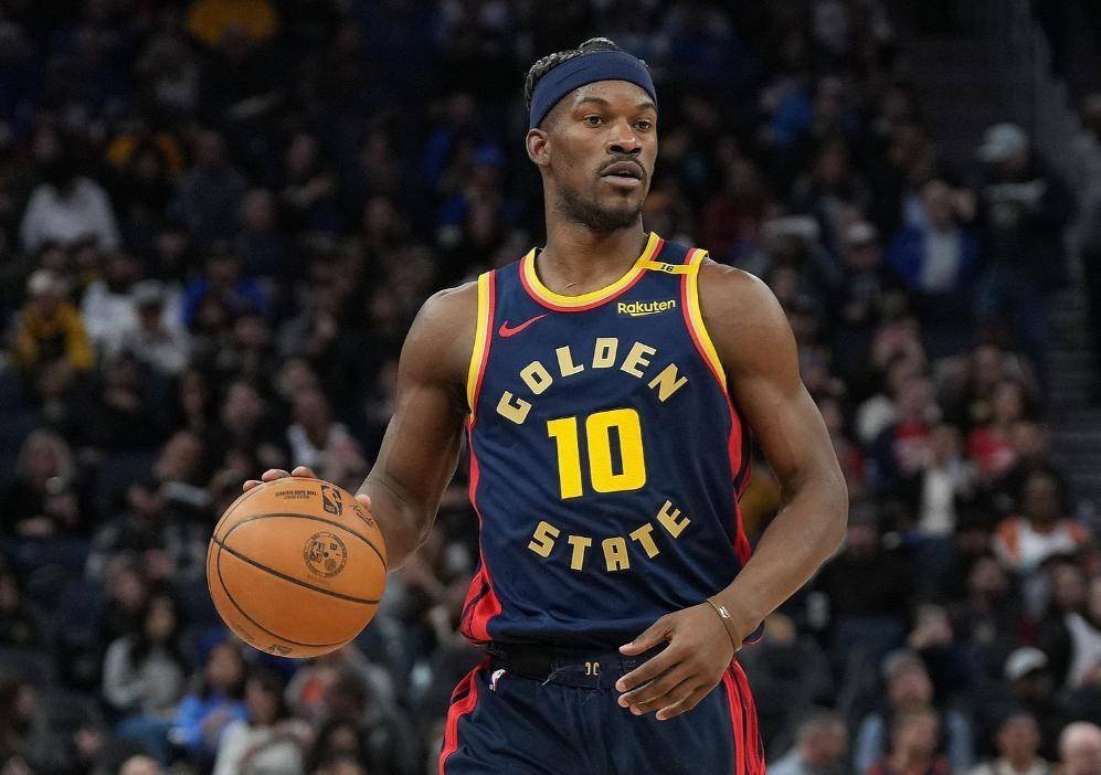  巴特勒爆冷击败塞尔维亚队，突破纪录引爆全场！-半岛体育官网